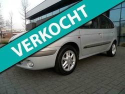 Grijs Gebruikt 2002 Renault Scénic Dynamique MPV | € 1.750 (Eerlijke prijs)