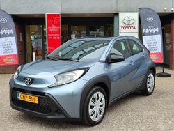 Grijs Gebruikt 2024 Toyota Aygo X Play SUV | € 17.939