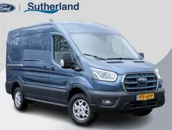 Blauw Gebruikt 2022 Ford E-Transit Trend Van | € 25.600