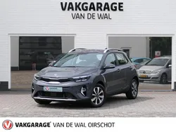 Grijs Gebruikt 2021 Kia Stonic SUV | € 21.900 (Eerlijke prijs)