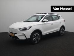 Wit Gebruikt 2023 MG ZS Luxury Sedan | € 27.995 (Eerlijke prijs)