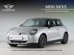 Grijs Nieuw 2025 Mini Cooper Essential Hatchback | € 26.950 (Iets duurder)