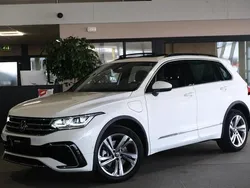 Wit Gebruikt 2021 VW Tiguan R-line SUV | € 33.950 (Eerlijke prijs)