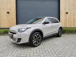 Beige Gebruikt 2024 Fiat 600 La Prima SUV | € 26.950 (Eerlijke prijs)