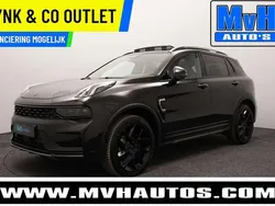 Zwart, metallic lak Gebruikt 2023 Lynk & Co 01 SUV | € 32.699 (Iets duurder)