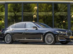 Zwart Gebruikt 2019 BMW 745e Executive Sedan | € 47.950 (Goede deal)