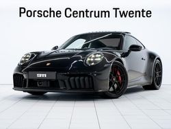Zwart Gebruikt 2025 Porsche 911 Carrera 4 GTS Coupé | € 249.900