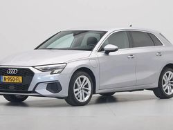 Zilver grijs metallic Gebruikt 2020 Audi A3 Sportback e-tron Sedan | € 23.940 (Super prijs)