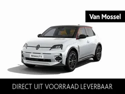 Wit Nieuw 2025 Renault R5 Iconic Hatchback | € 29.288