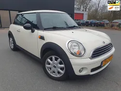 Wit Gebruikt 2008 Mini ONE Hatchback | € 3.700 (Eerlijke prijs)
