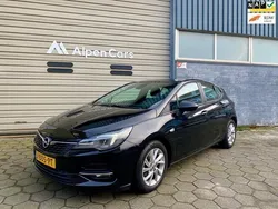 Zwart Gebruikt 2020 Opel Astra Business Hatchback | € 12.950 (Eerlijke prijs)