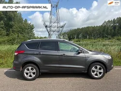 Grijs, metallic lak Gebruikt 2015 Ford Kuga Titanium SUV | € 9.888 (Goede deal)