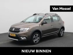 Bruin Gebruikt 2018 Dacia Sandero Stepway Hatchback | € 10.940 (Eerlijke prijs)