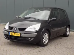 Zwart Gebruikt 2006 Renault Scénic II Business MPV | € 899 (Eerlijke prijs)