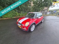 Rood Gebruikt 2003 Mini Cooper Chili Hatchback | € 1.999 (Eerlijke prijs)