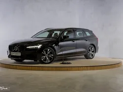 Zwart Gebruikt 2021 Volvo V60 R-Design Stationwagen | € 32.990 (Eerlijke prijs)