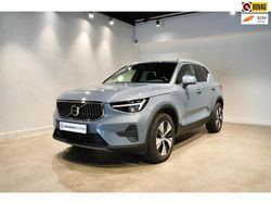 Grijs Gebruikt 2022 Volvo XC40 R-Design SUV | € 32.995 (Eerlijke prijs)
