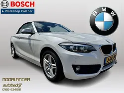 Wit Gebruikt 2017 BMW 220 Executive Cabriolet | € 17.750 (Goede deal)