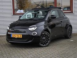 Gebruikt 2024 Fiat 500e La Prima | € 30.495