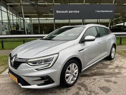Gebruikt 2023 Renault Mégane IV Equilibre Stationwagen | € 17.400 (Eerlijke prijs)