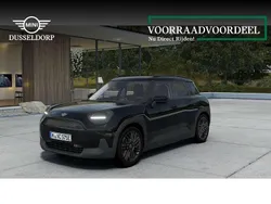 Zwart Nieuw 2025 Mini Aceman Essential SUV | € 34.192