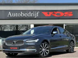 Blauw Gebruikt 2023 Volvo S90 Ultimate Sedan | € 47.900 (Eerlijke prijs)