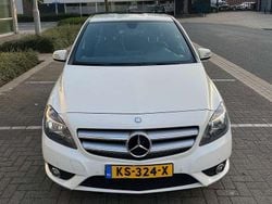 Wit Gebruikt 2014 Mercedes B180 Prestige MPV | € 12.200 (Goede deal)