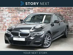 Zwart Gebruikt 2019 BMW 330 Executive Sedan | € 29.950 (Eerlijke prijs)