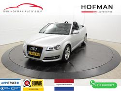 Grijs, metallic lak Gebruikt 2013 Audi A3 Cabriolet S-Line Cabriolet | € 14.735 (Iets duurder)