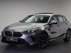 Grijs Nieuw 2025 BMW 120 M Sport Hatchback | € 47.539 (Super prijs)