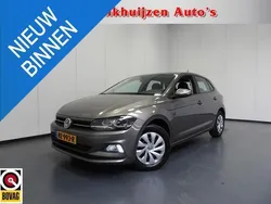 Grijs, metallic lak Gebruikt 2018 VW Polo Comfortline Hatchback | € 13.445 (Eerlijke prijs)