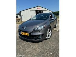 Grijs Gebruikt 2013 Renault Mégane GrandTour Bose Edition Stationwagen | € 3.500 (Super prijs)