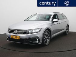 Grijs Gebruikt 2022 VW Passat Business Stationwagen | € 26.795 (Goede deal)