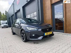 Grijs Gebruikt 2023 Cupra Leon VZ Hatchback | € 27.250 (Eerlijke prijs)