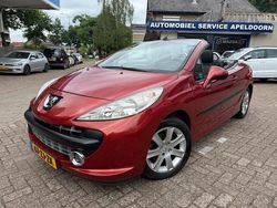 Rood Gebruikt 2007 Peugeot 207 CC Cabriolet | € 2.950 (Eerlijke prijs)