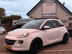 Wit Gebruikt 2013 Opel Adam Glam Hatchback | € 7.999 (Eerlijke prijs)
