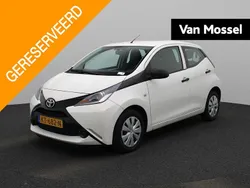 Wit Gebruikt 2016 Toyota Aygo Hatchback | € 6.400 (Goede deal)
