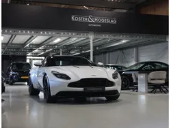 Wit, metallic lak Gebruikt 2017 Aston Martin DB11 Coupé | € 125.950 (Super prijs)
