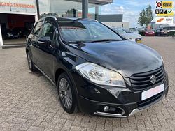 Zwart, metallic lak Gebruikt 2014 Suzuki SX4 S-Cross Exclusive SUV | € 13.650 (Eerlijke prijs)