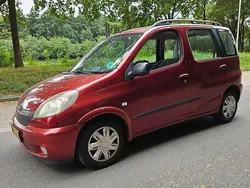 Rood Gebruikt 2000 Toyota Yaris Verso Sol MPV | € 1.950 (Super prijs)