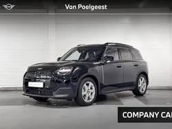Midnight black ii (c4r) Nieuw 2025 Mini Countryman Essential SUV | € 40.990 (Goede deal)