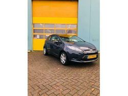 Grijs Gebruikt 2011 Ford Fiesta Hatchback | € 5.350 (Iets duurder)