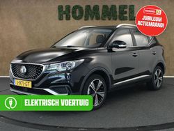 Zwart Gebruikt 2020 MG ZS Luxury Sedan | € 17.245 (Eerlijke prijs)