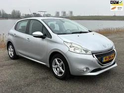 Grijs Gebruikt 2013 Peugeot 208 Envy Hatchback | € 5.250 (Goede deal)