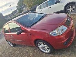 Rood Gebruikt 2003 Fiat Punto Hatchback | € 750 (Goede deal)