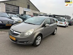 Bruin Gebruikt 2010 Opel Corsa Edition Hatchback | € 2.500 (Goede deal)