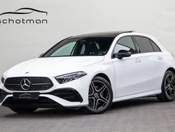 Wit Gebruikt 2023 Mercedes A250 AMG line Hatchback | € 37.500 (Eerlijke prijs)