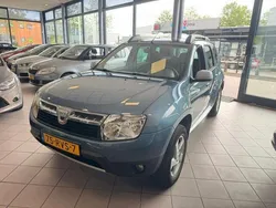 Blauw Gebruikt 2011 Dacia Duster Lauréate SUV | € 5.450 (Eerlijke prijs)