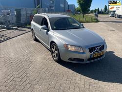 Grijs Gebruikt 2008 Volvo V70 Momentum Stationwagen | € 2.999 (Duur)