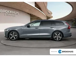 Grijs, metallic lak Gebruikt 2024 Volvo V60 Plus Stationwagen | € 48.900 (Iets duurder)
